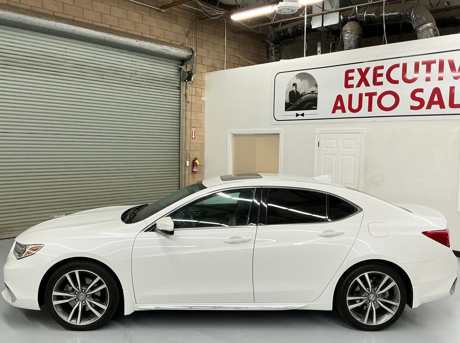 Used 2020 Acura TLX V6 w/ Technology Package image 10