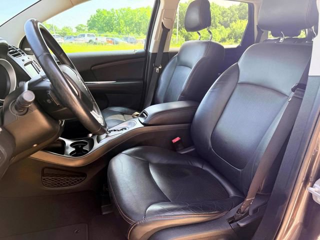 Used 2015 Dodge Journey R/T w/ Flexible Seating Group FWD image 19