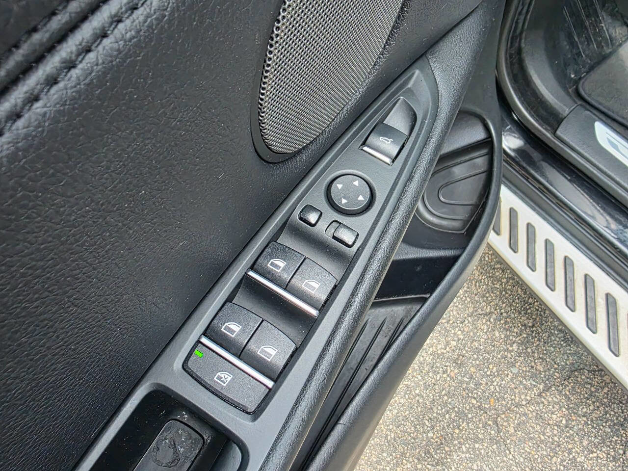 Used 2015 BMW X6 xDrive35i AWD/4WD image 12