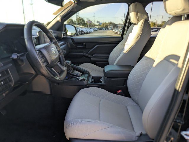Used 2024 Toyota Tacoma SR5 AWD/4WD image 24