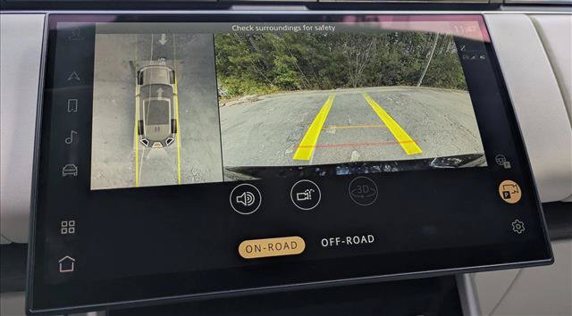 Certified 2023 Land Rover Range Rover SE AWD/4WD image 12