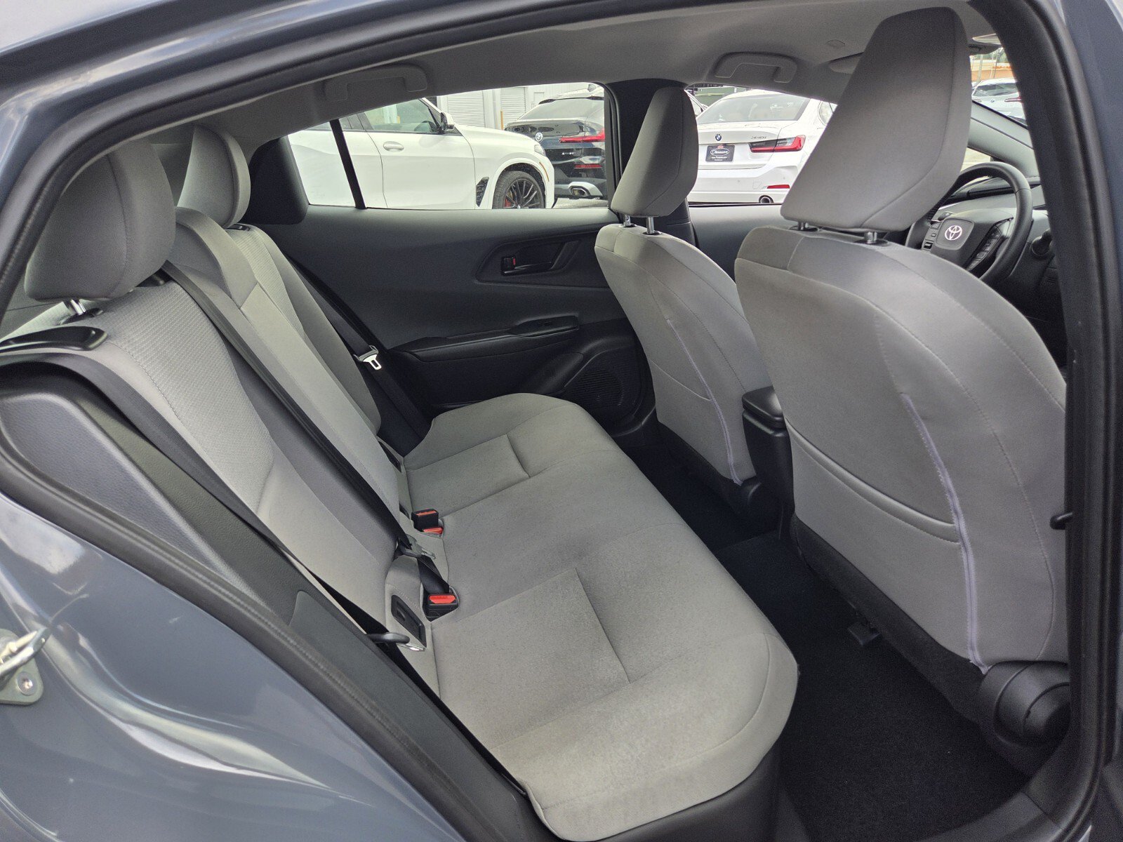 Used 2024 Toyota Prius LE FWD image 15