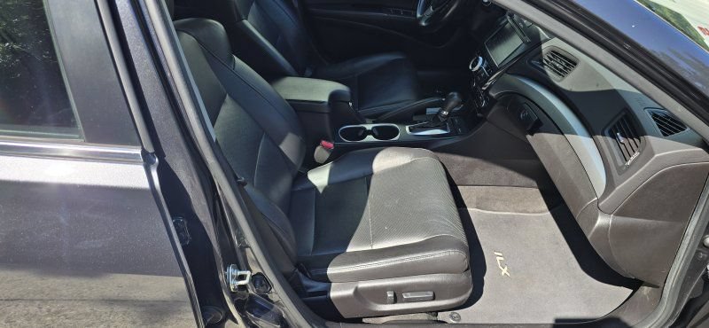 Used 2016 Acura ILX w/ Technology Plus Package FWD image 17