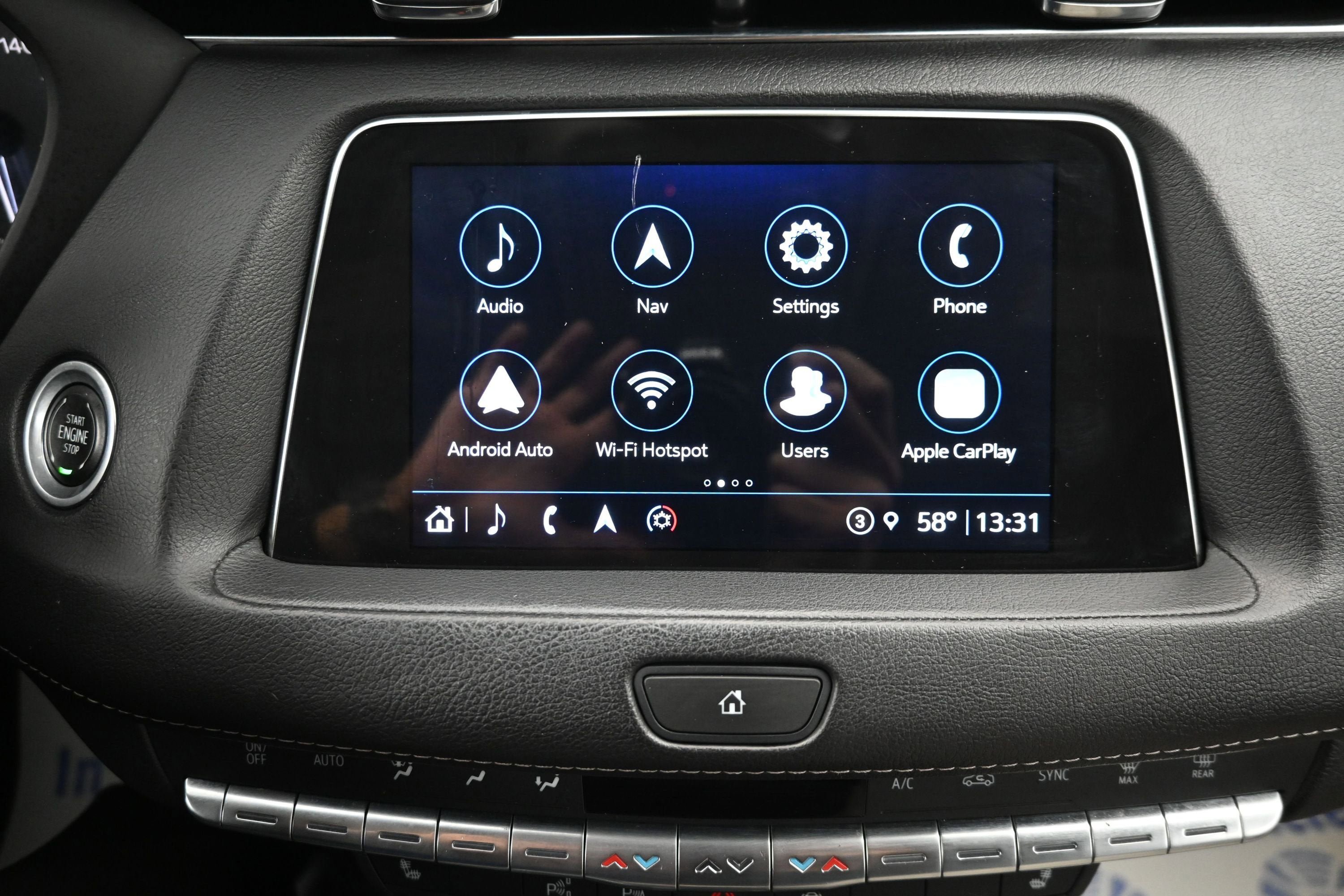 Used 2022 Cadillac XT4 Premium Luxury w/ Enhanced Visibility Package AWD/4WD image 15