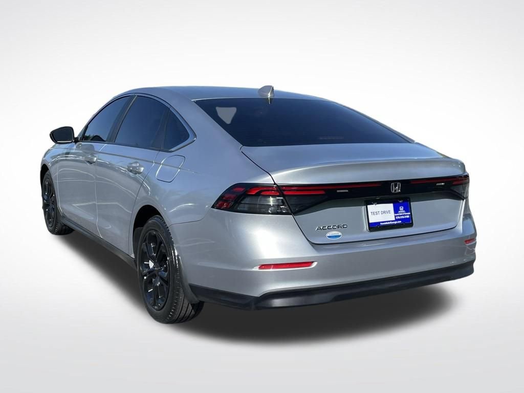 Certified 2025 Honda Accord LX image 4