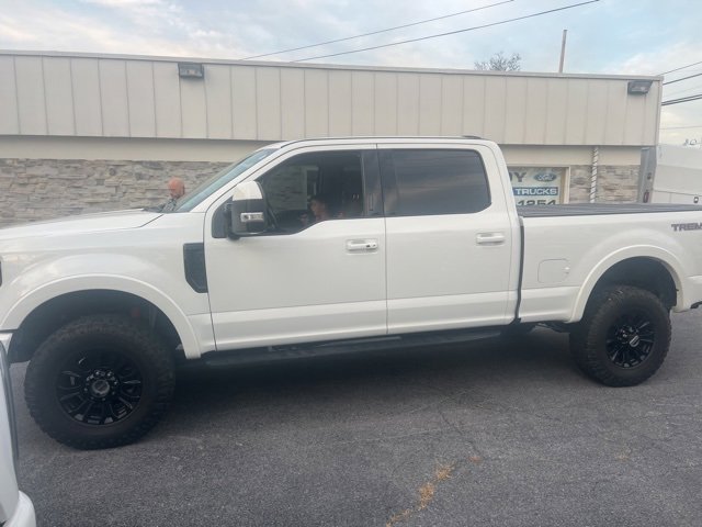 Used 2022 Ford F250 Lariat w/ Tremor Off-Road Package image 2