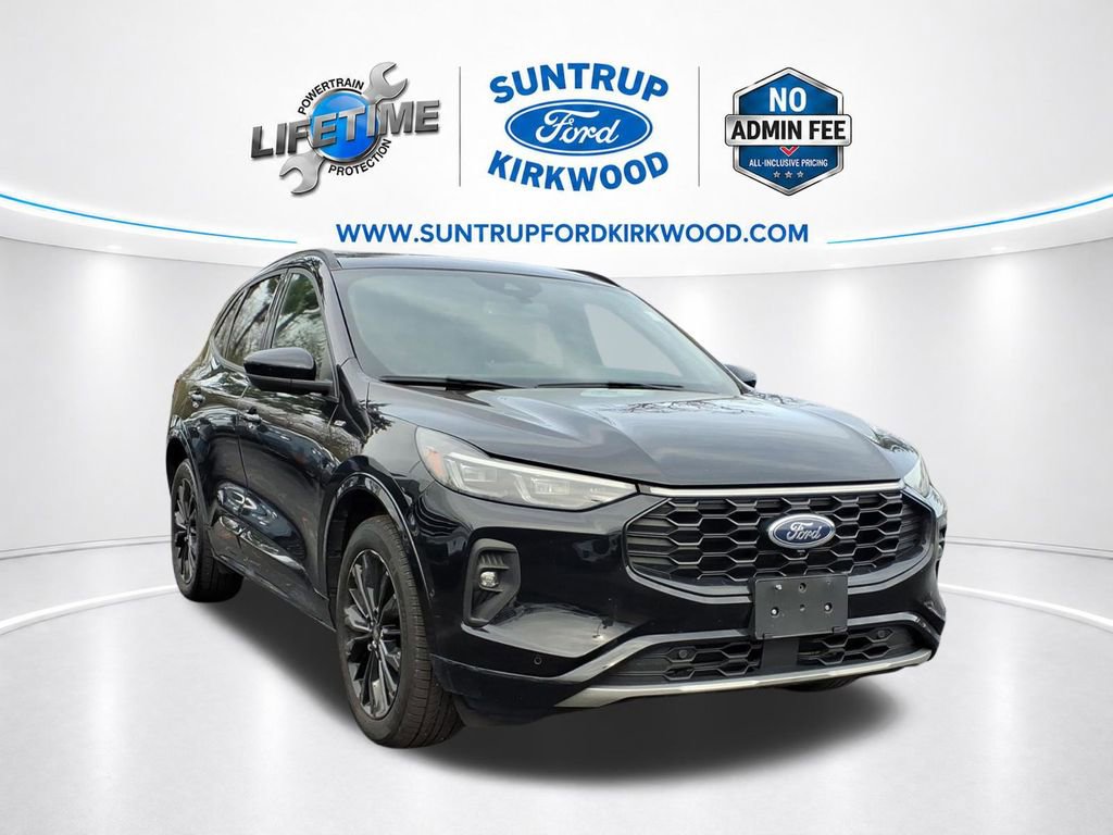 Used 2024 Ford Escape ST-Line Elite w/ Premium Technology Package AWD/4WD image 2