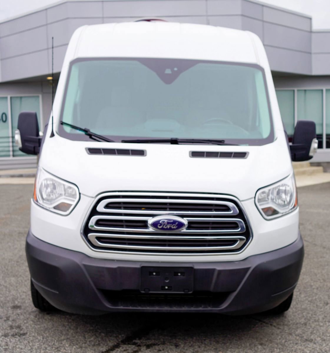 Used 2018 Ford Transit 250 130 Medium Roof w/ Interior Upgrade Package RWD image 9