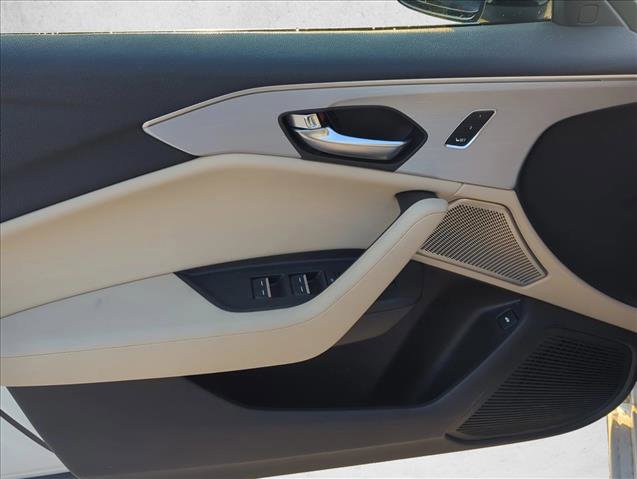 Used 2023 Acura TLX w/ Technology Package image 10