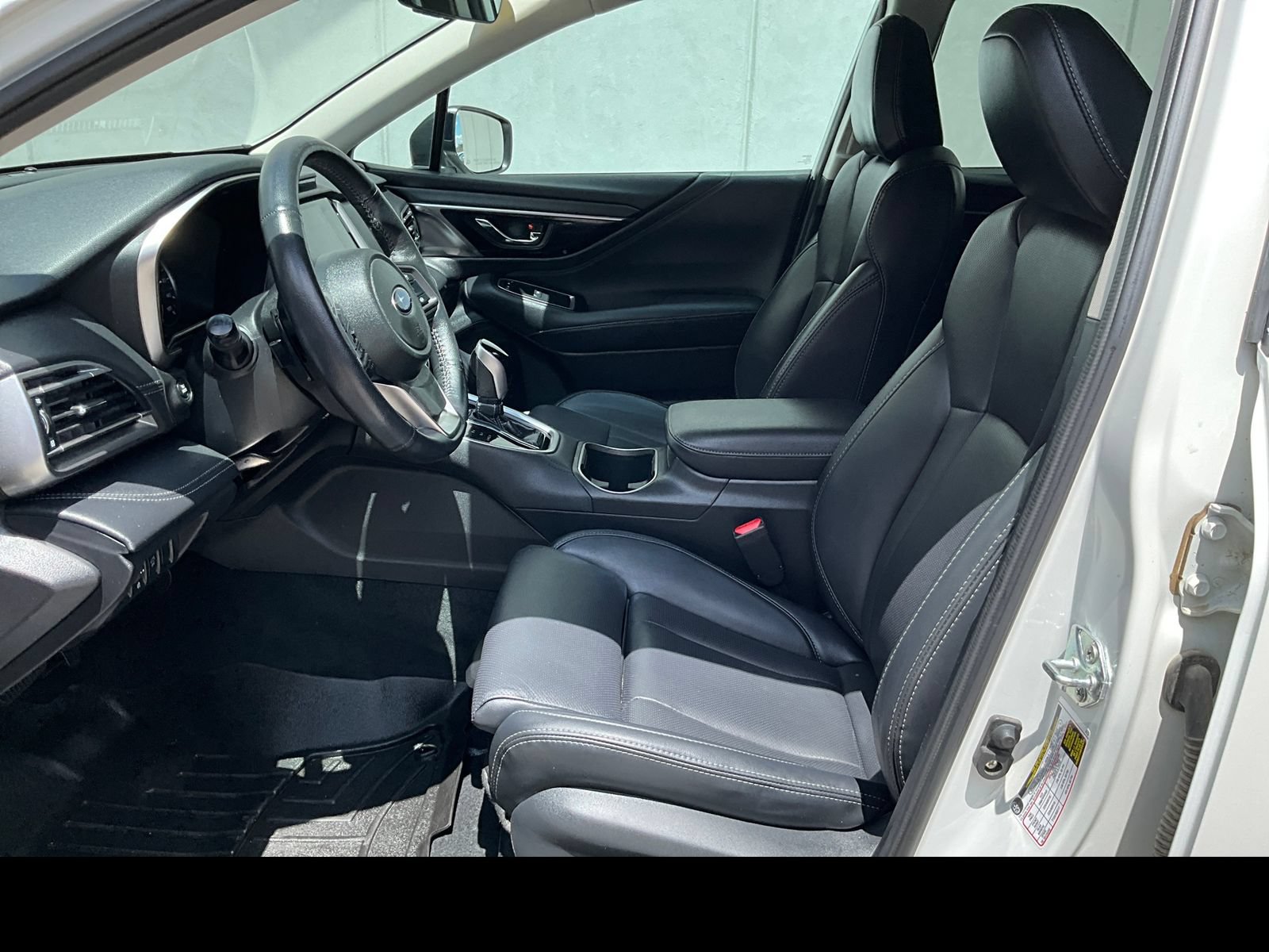 Certified 2023 Subaru Outback Limited XT AWD/4WD image 2