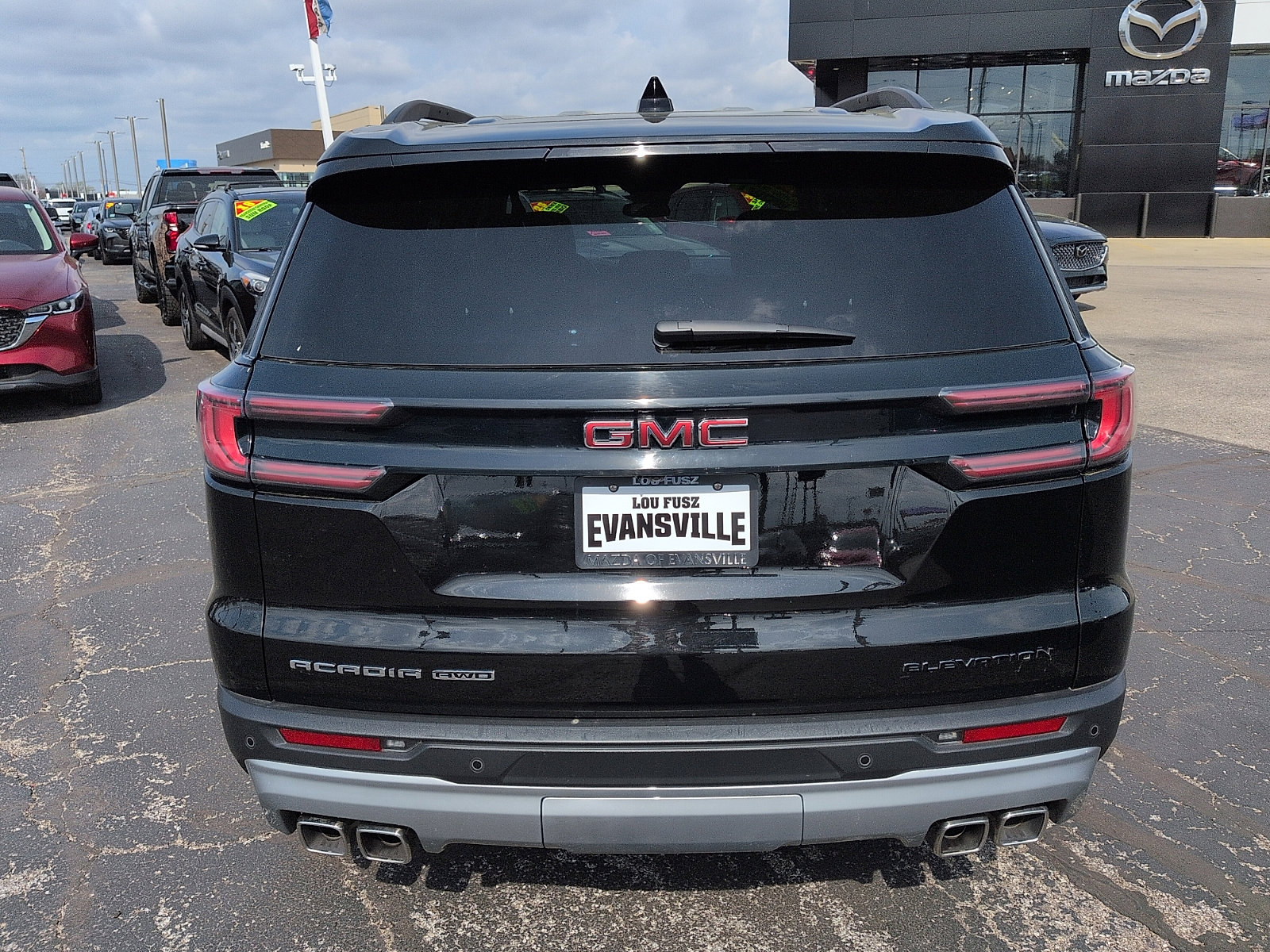 Used 2025 GMC Acadia Elevation image 6