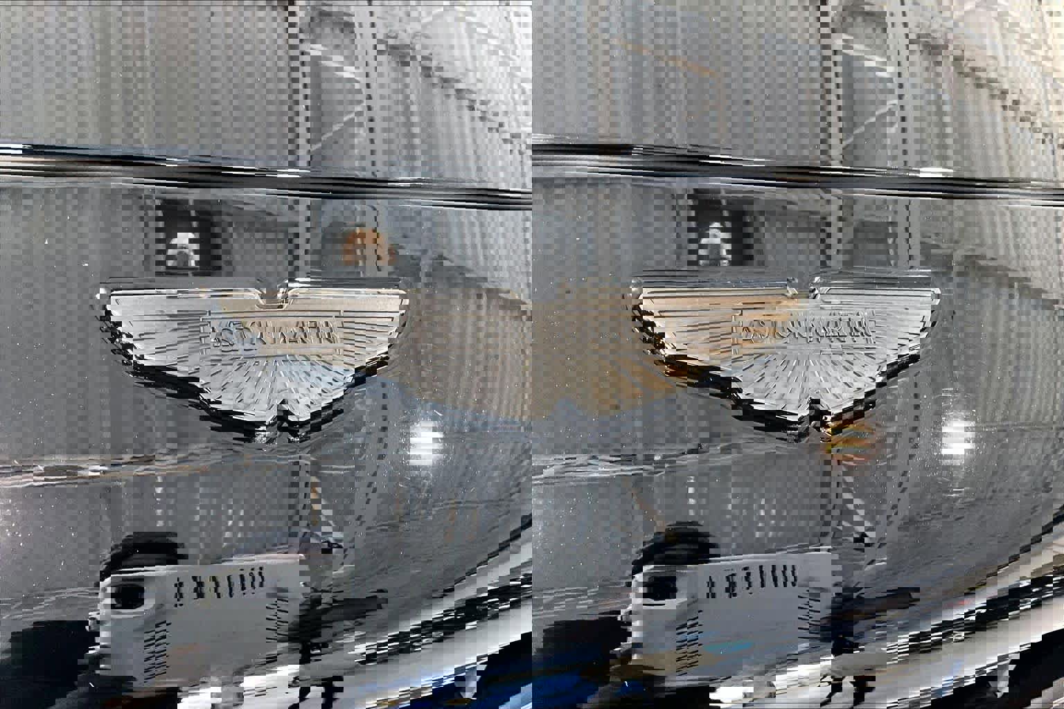 Used 2026 Aston Martin DBX 707 image 31