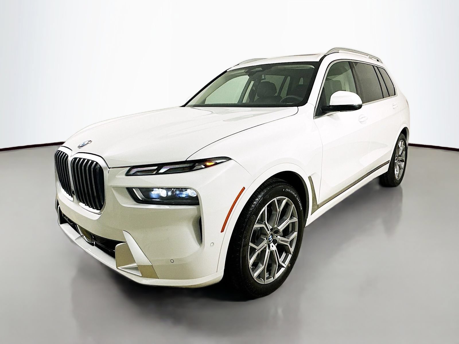 New 2027 BMW X7 xDrive40i w/ Premium Package