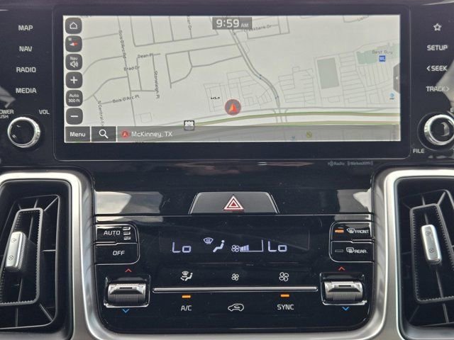Certified 2022 Kia Sorento EX w/ Panoramic Sunroof Package FWD image 16