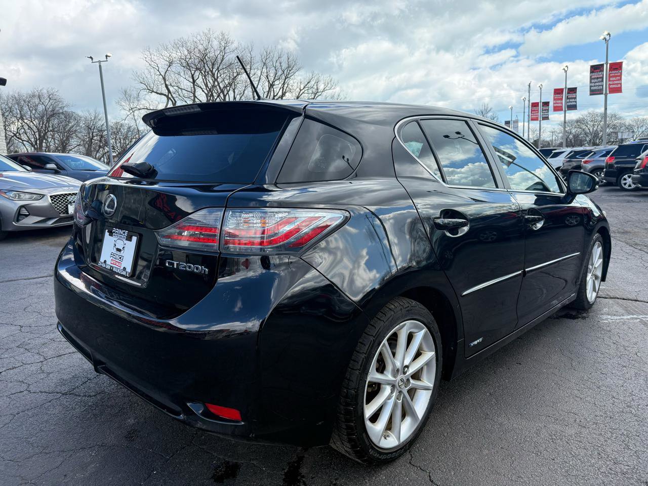 Used 2012 Lexus CT 200h Premium w/ Premium Audio Pkg image 9