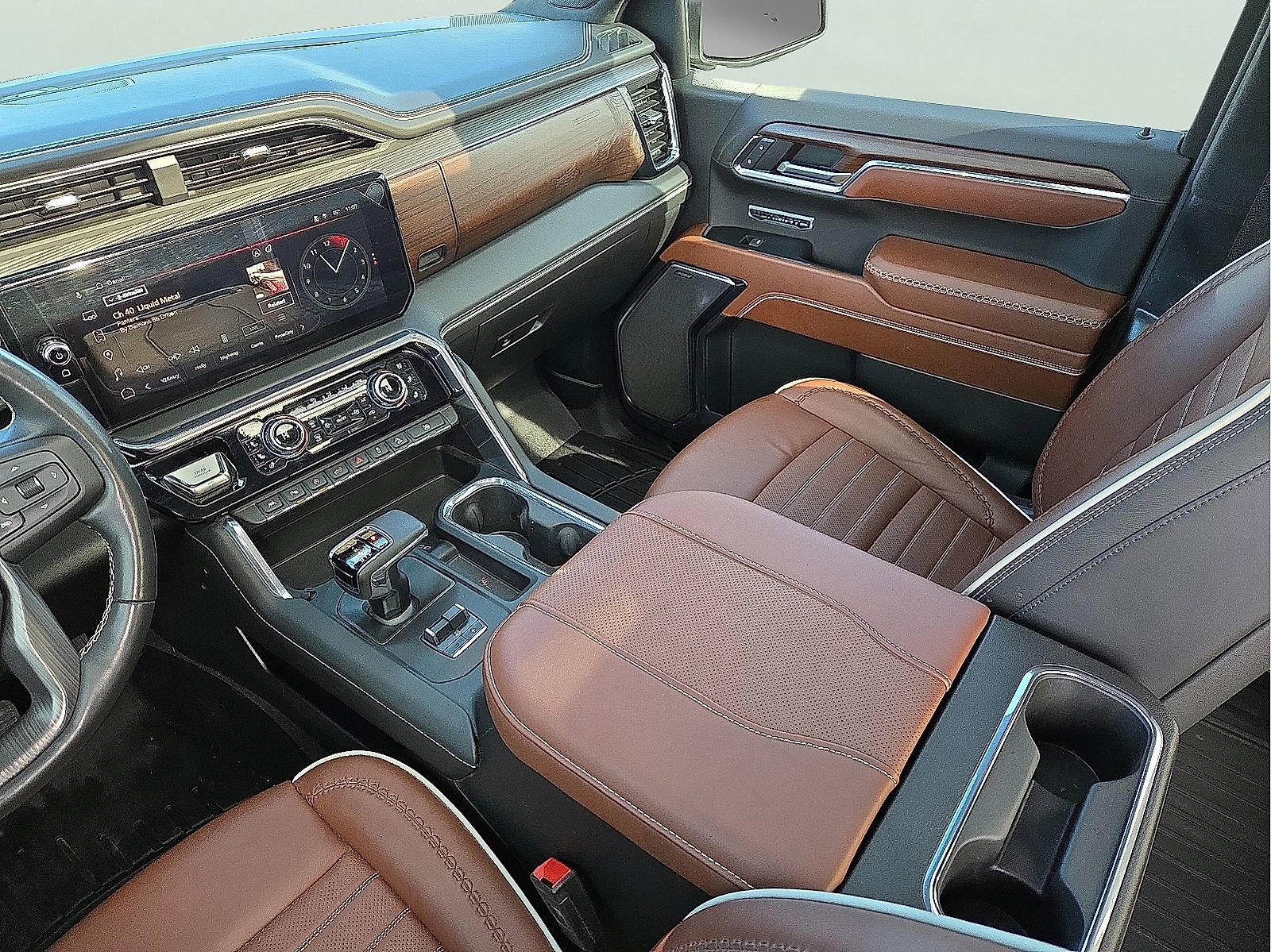 Used 2024 GMC Sierra 1500 Denali Ultimate image 12