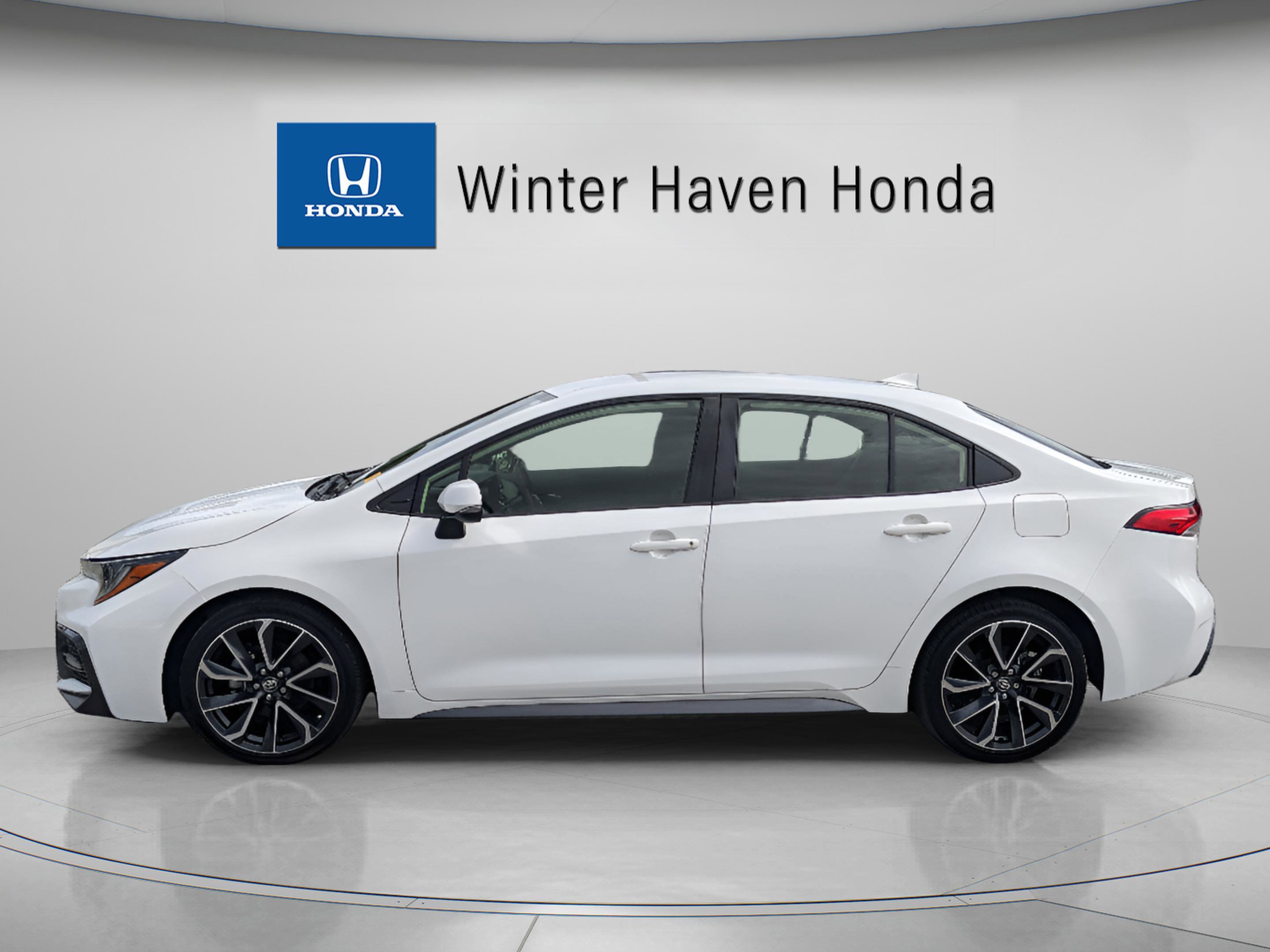 Used 2022 Toyota Corolla SE image 5