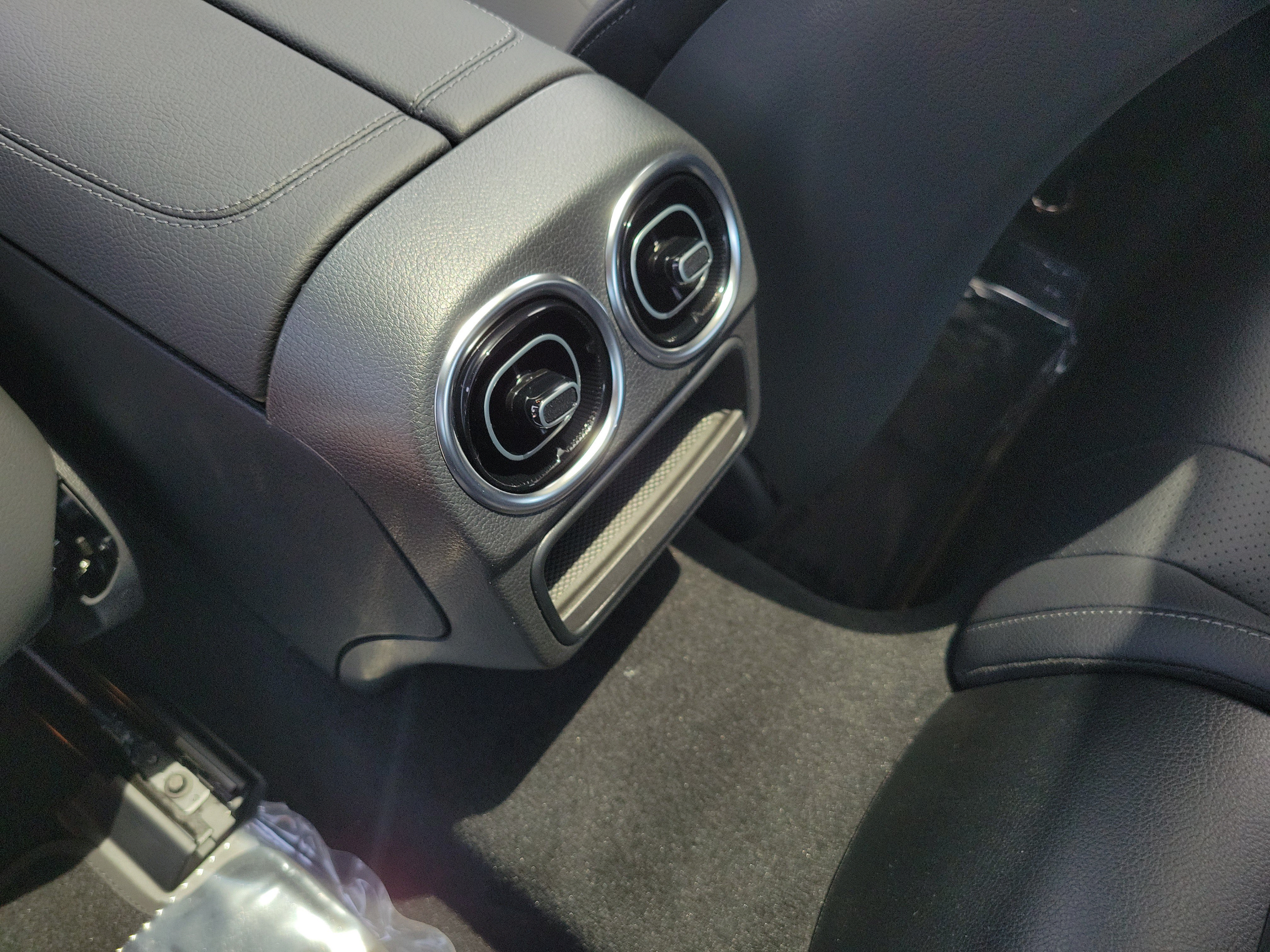 New 2026 Mercedes-Benz CLE 300 4MATIC Coupe image 11