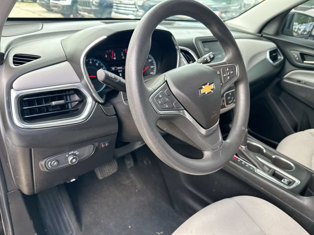 Used 2018 Chevrolet Equinox LS AWD/4WD image 12