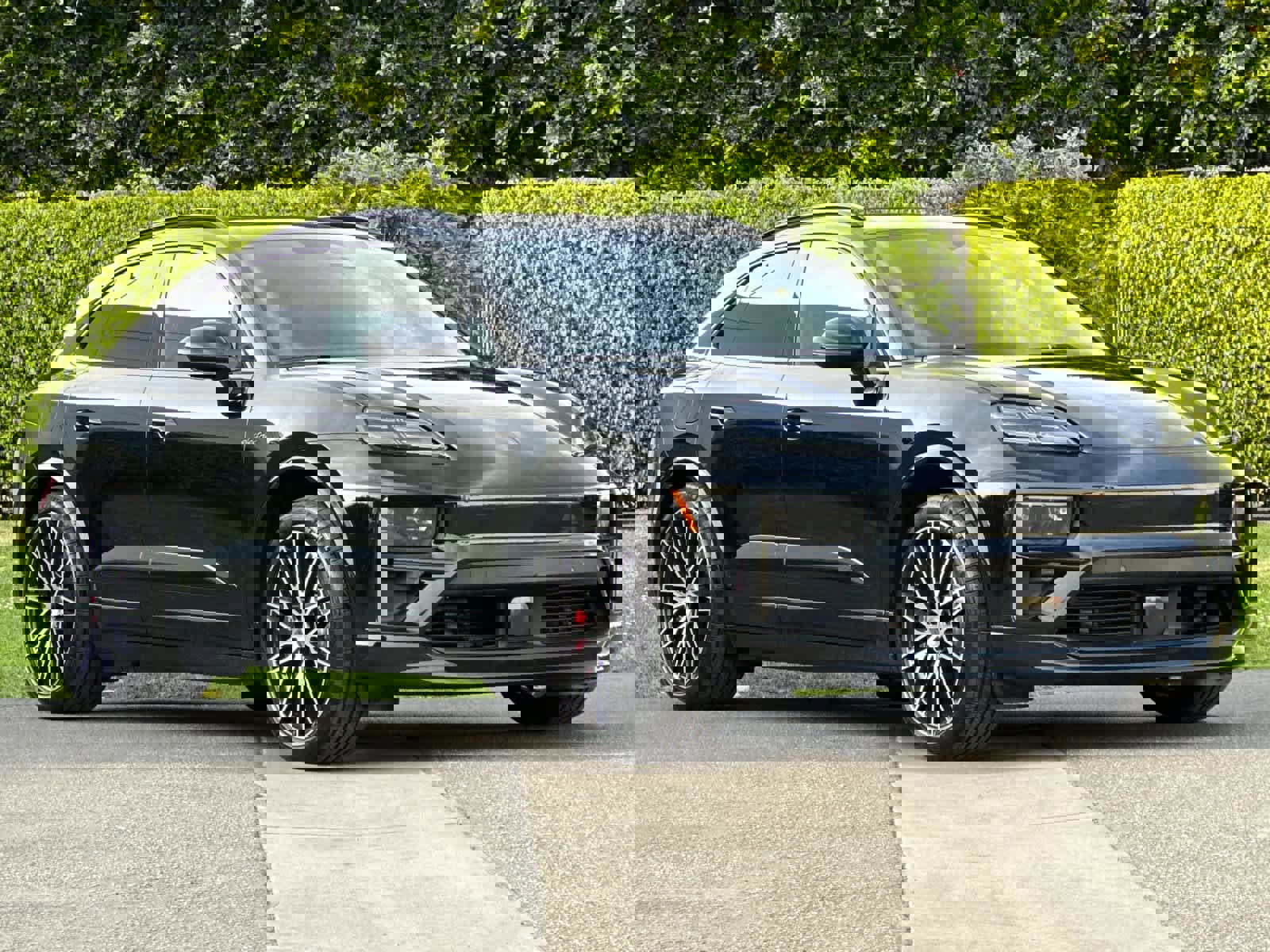 New 2025 Porsche Macan Turbo Electric image 10