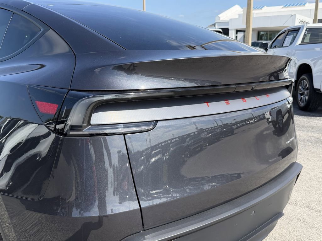 Used 2026 Tesla Model Y Long Range AWD/4WD image 11