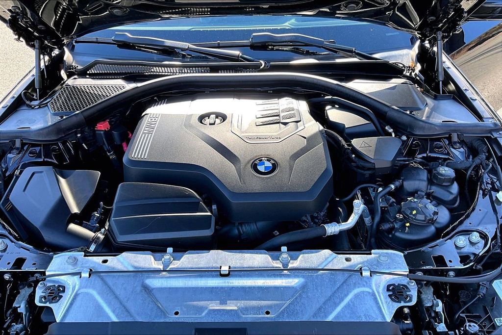 Used 2023 BMW 330i xDrive Sedan w/ Premium Package image 21