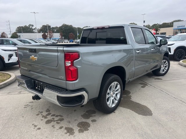 Used 2024 Chevrolet Silverado 1500 LTZ w/ LTZ Premium Package image 12
