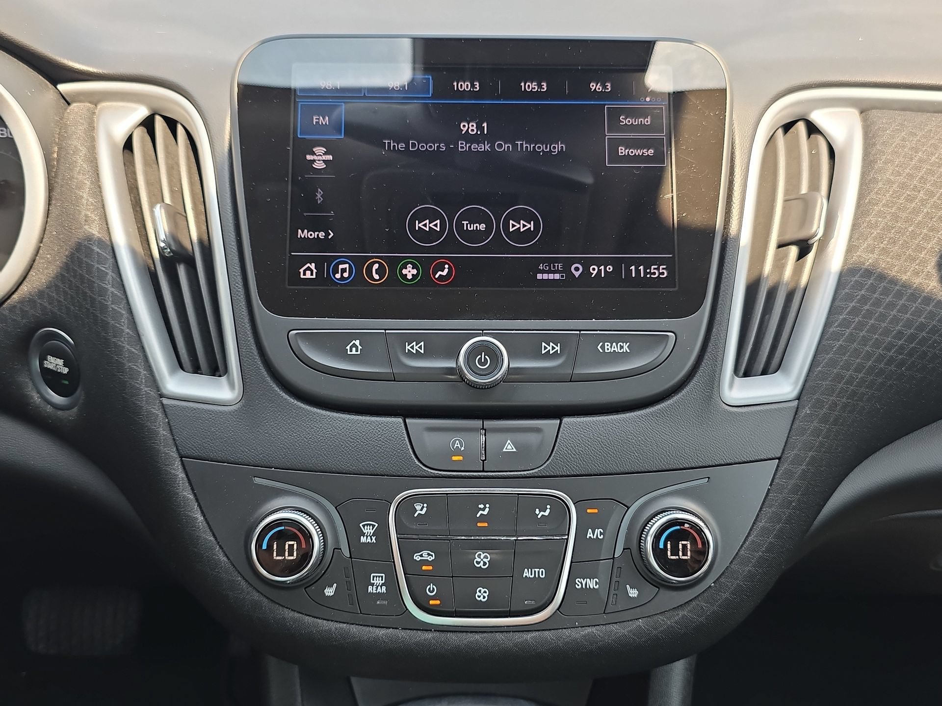 Used 2023 Chevrolet Malibu LT FWD image 22