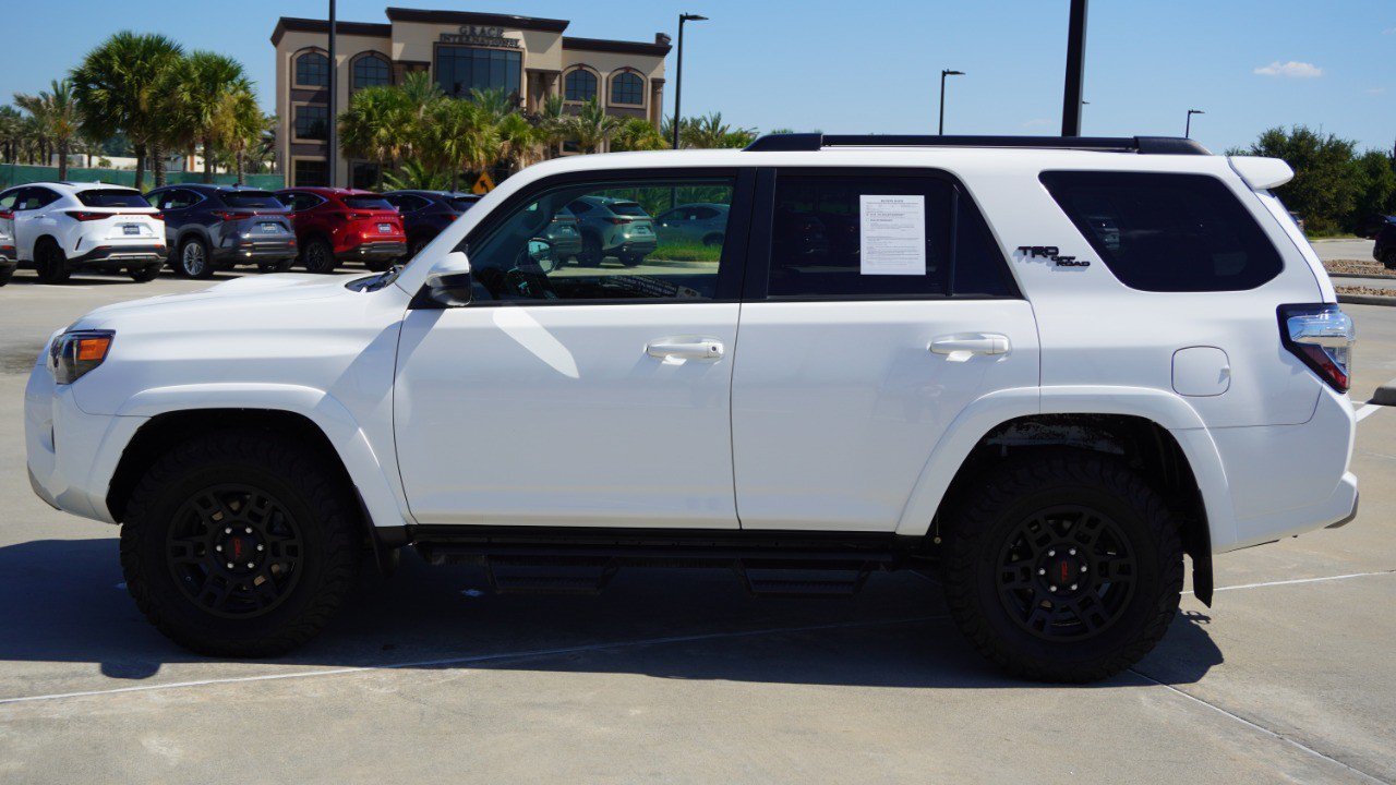 Used 2019 Toyota 4Runner TRD Off-Road AWD/4WD image 5