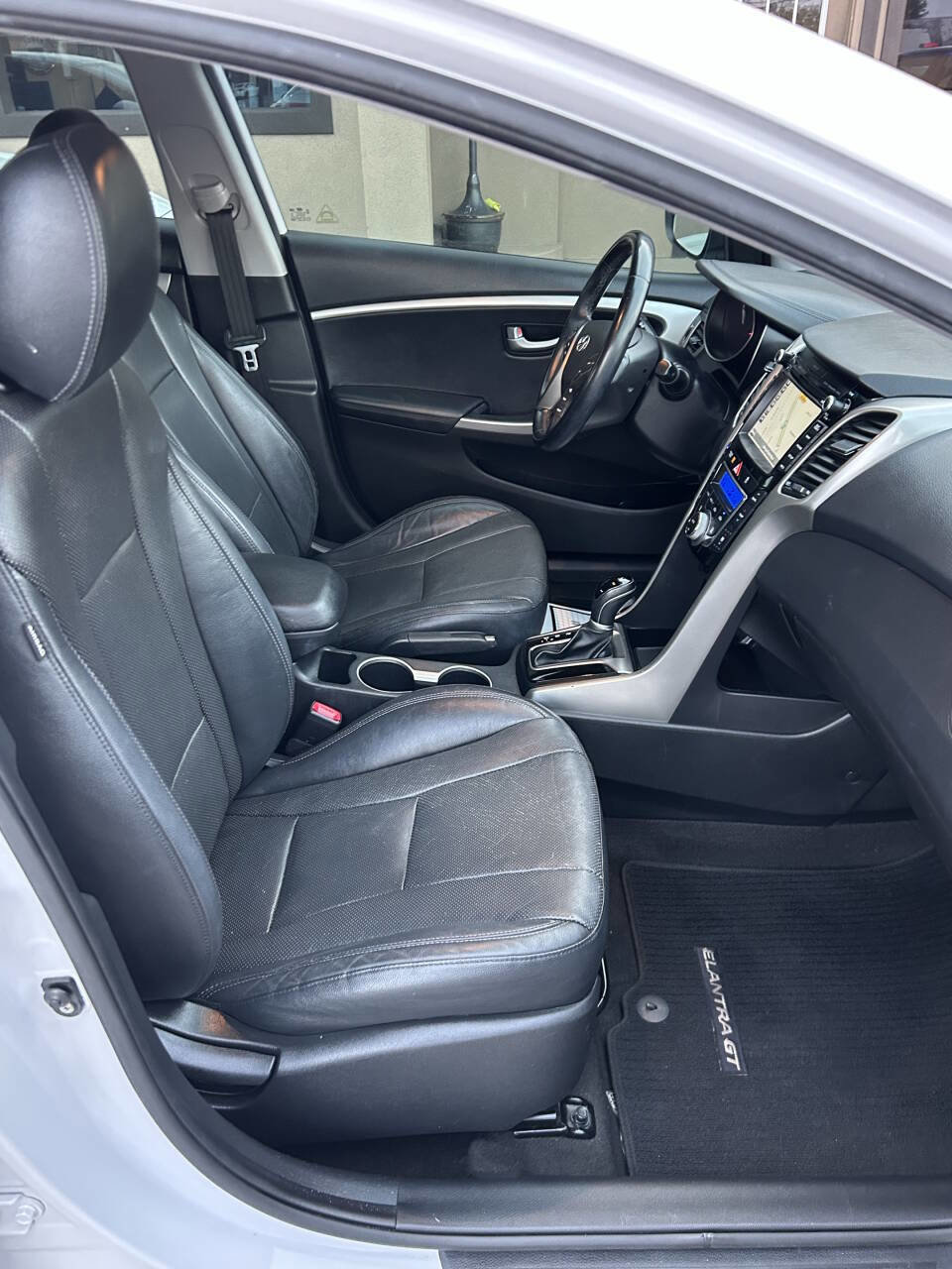 Used 2016 Hyundai Elantra GT w/ Option Group 03 image 19