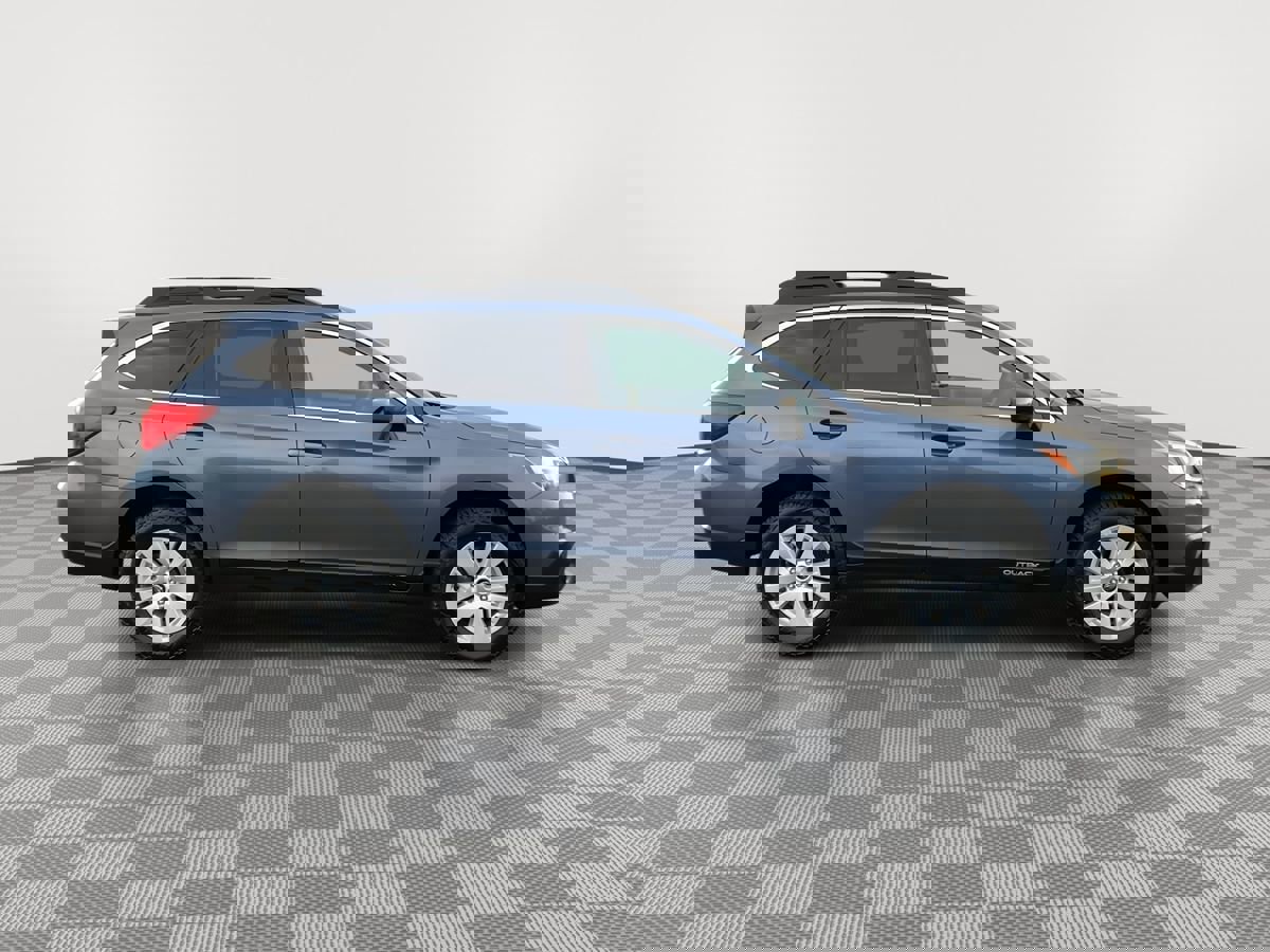 Used 2015 Subaru Outback 2.5i Premium image 8