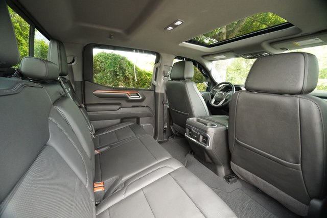Used 2023 GMC Sierra 1500 Denali w/ Denali Reserve Package AWD/4WD image 30