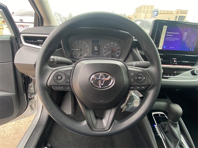 Used 2025 Toyota Corolla LE image 22