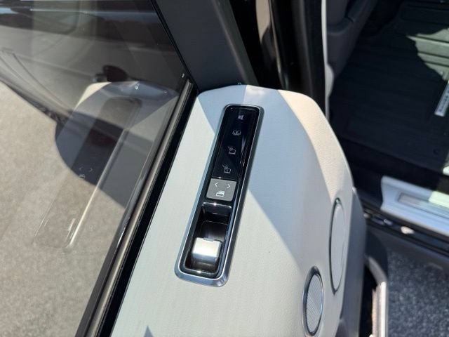 Certified 2022 Land Rover Range Rover Westminster Edition AWD/4WD image 29
