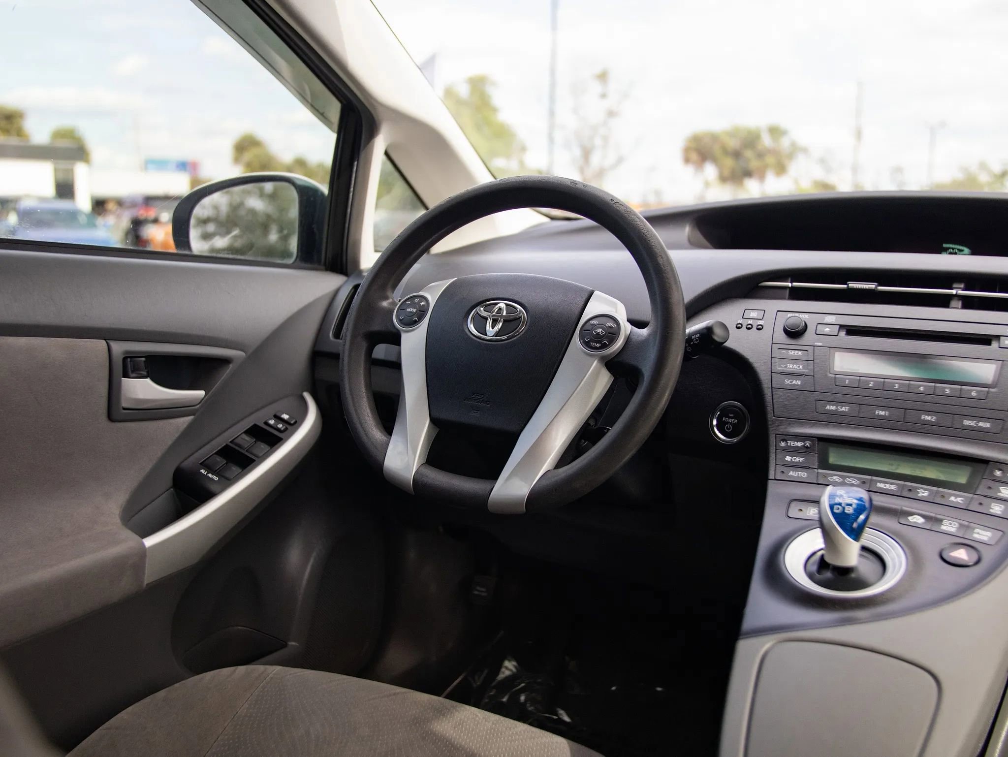 Used 2011 Toyota Prius Two FWD image 25