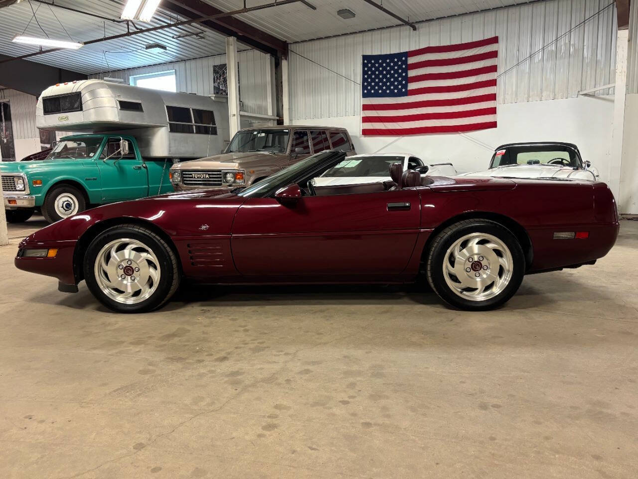 Used 1993 Chevrolet Corvette Convertible RWD image 30