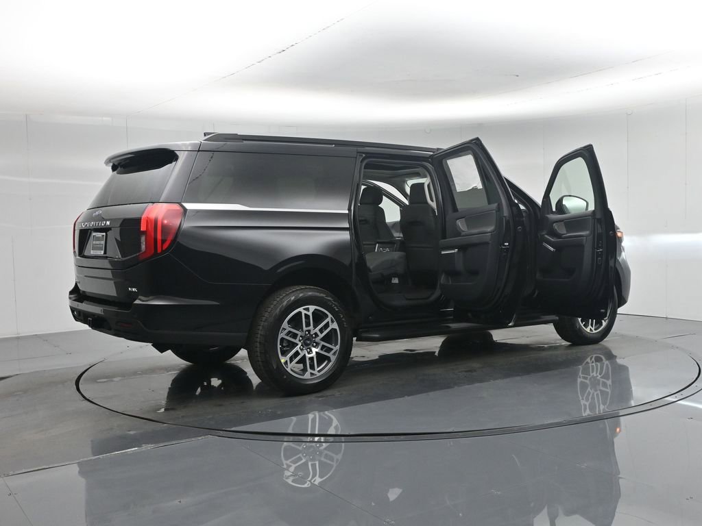 New 2026 Ford Expedition Max Active AWD/4WD image 5