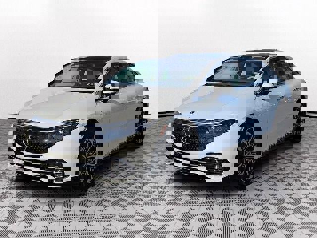 Used 2022 Mercedes-Benz EQS 450+ Sedan image 3