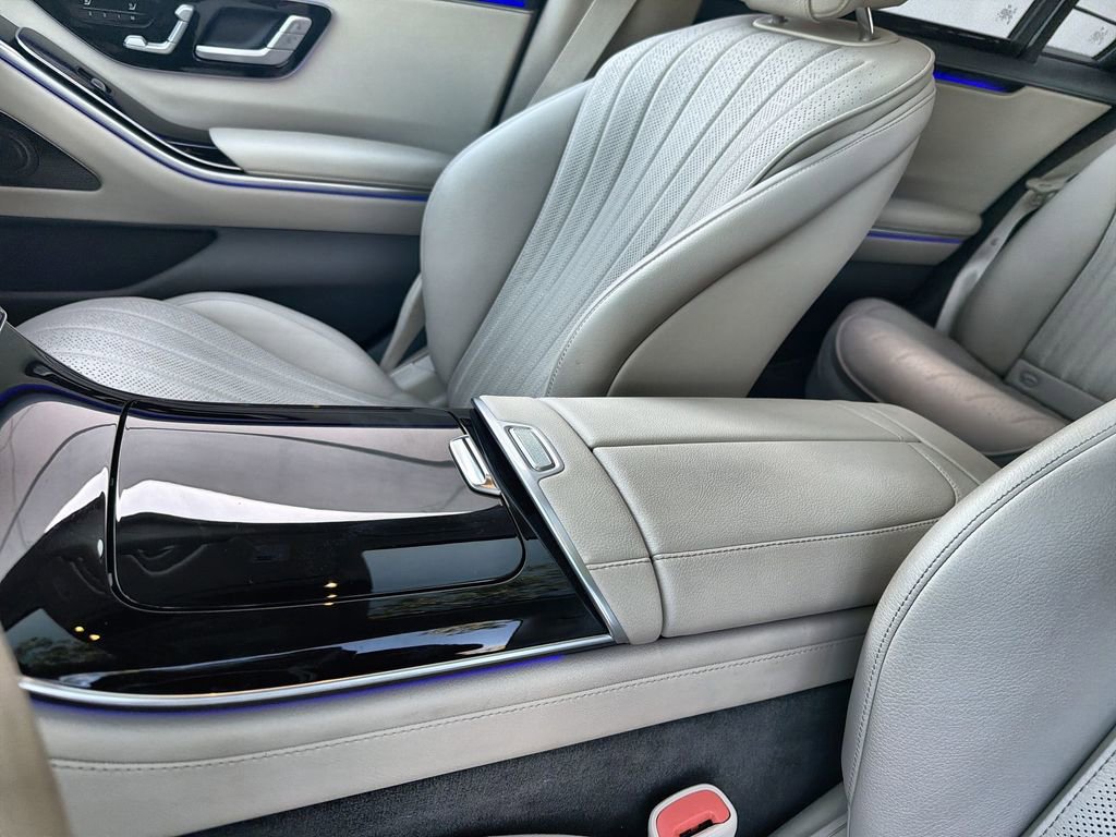 Used 2023 Mercedes-Benz S 500 4MATIC image 23