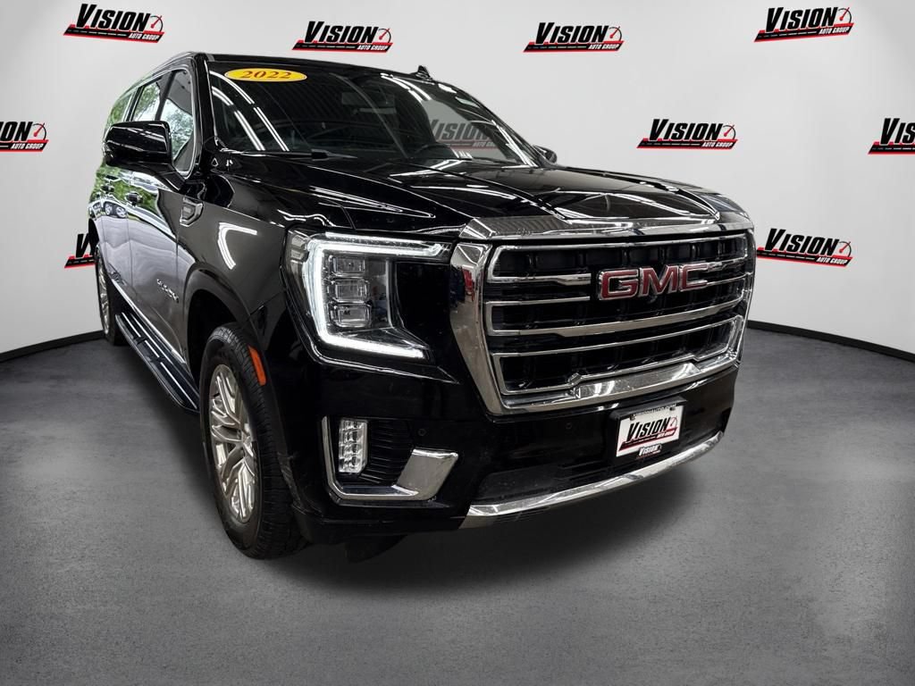 Used 2022 GMC Yukon XL SLT w/ SLT Luxury Package AWD/4WD image 3