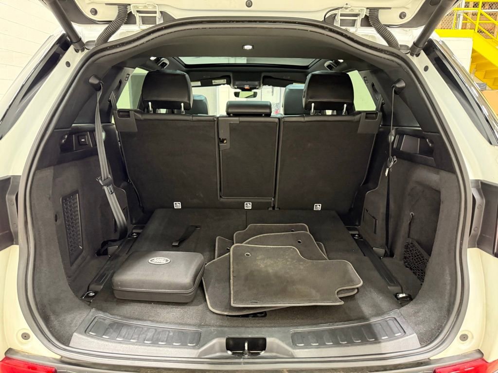 Used 2021 Land Rover Discovery Sport S AWD/4WD image 31