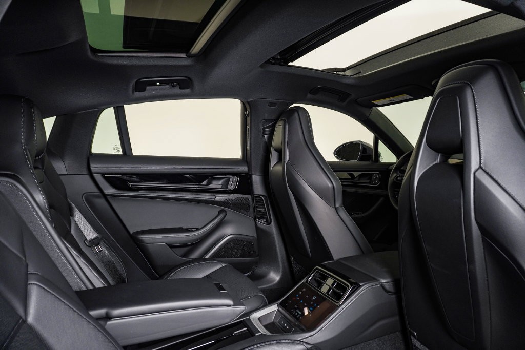 New 2026 Porsche Panamera 4 E-Hybrid AWD/4WD image 15