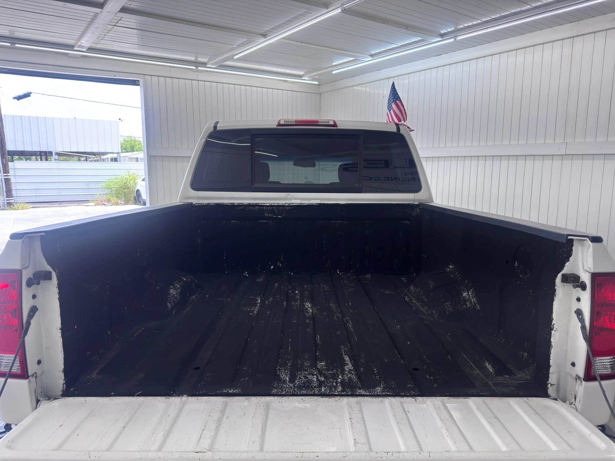 Used 2012 Nissan Titan SV RWD image 13