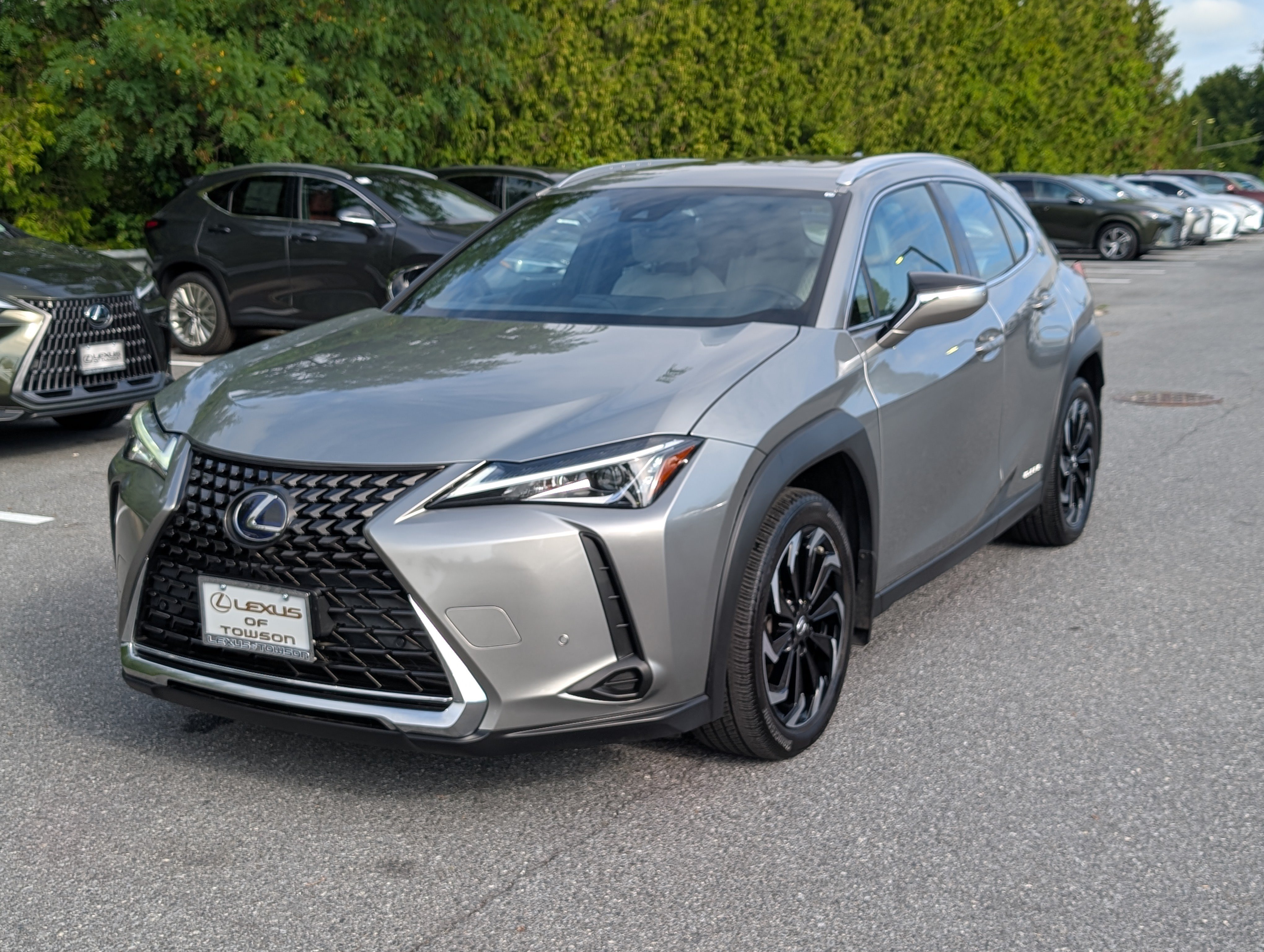 Used 2021 Lexus UX 250h w/ Premium Package AWD/4WD image 5