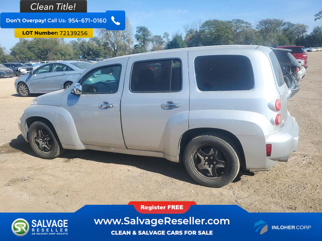 Used 2011 Chevrolet HHR LT w/ My Link Package FWD image 3