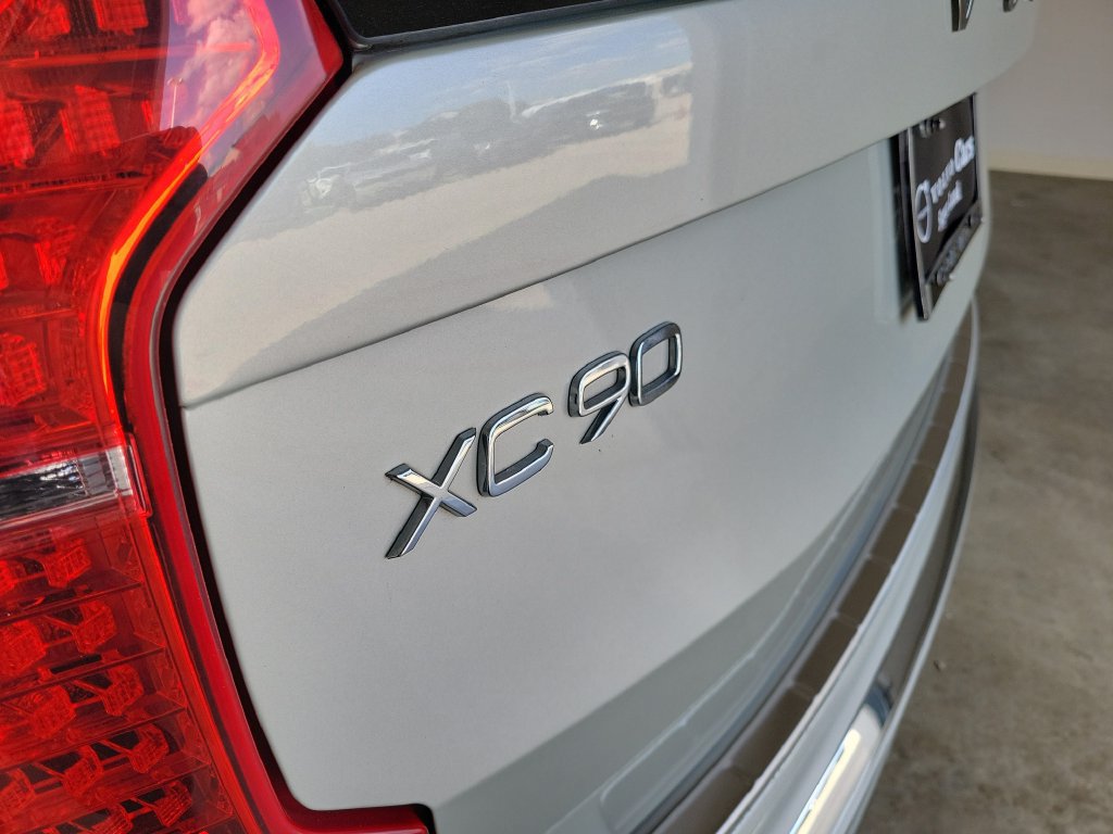 Used 2022 Volvo XC90 T8 Inscription w/ Advanced Package AWD/4WD image 8