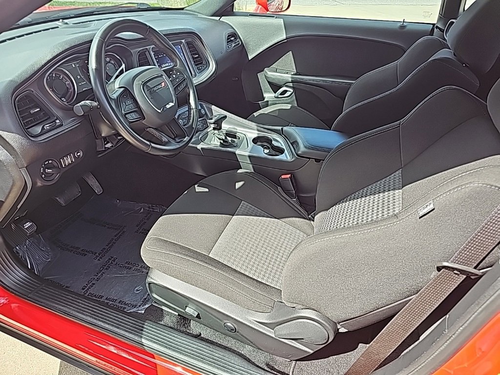 Certified 2023 Dodge Challenger GT image 2
