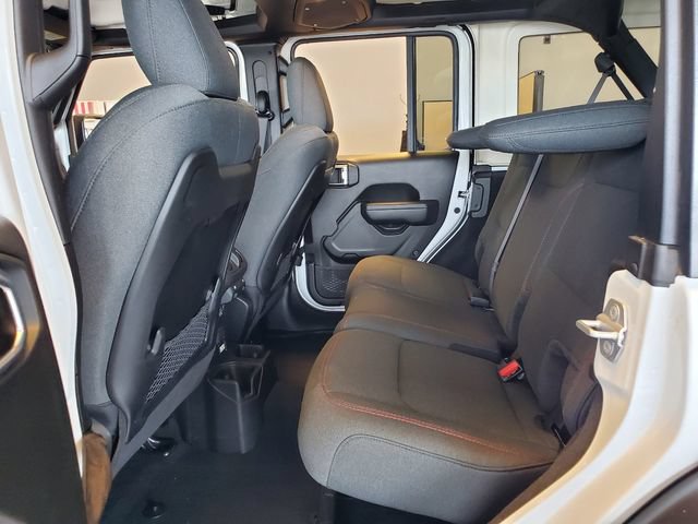 Certified 2026 Jeep Wrangler Unlimited Rubicon AWD/4WD image 21