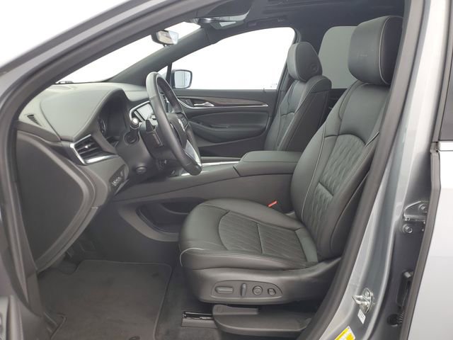 Used 2023 Buick Enclave Avenir w/ Avenir Technology Package image 20