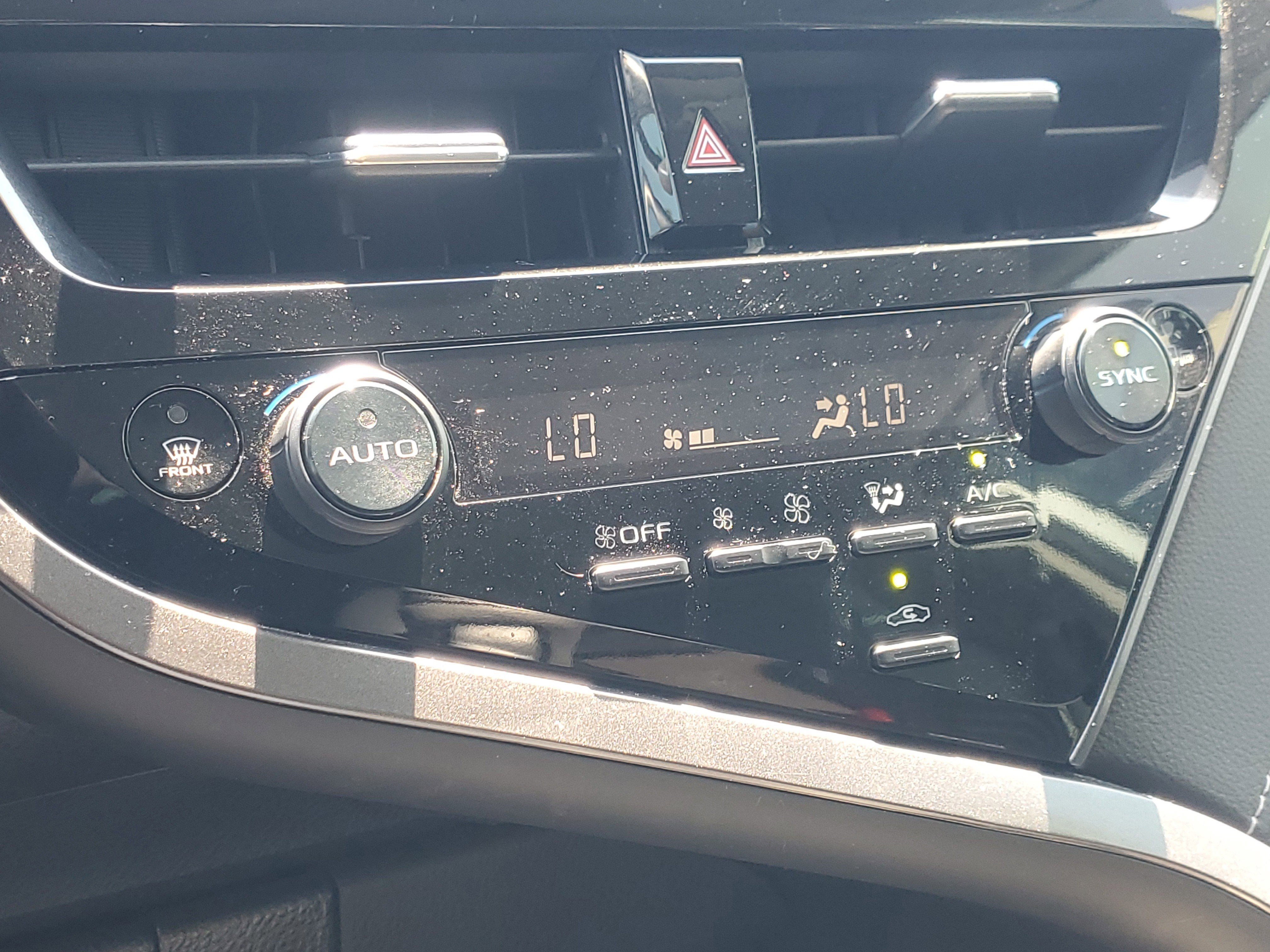 Used 2024 Toyota Camry SE FWD image 28